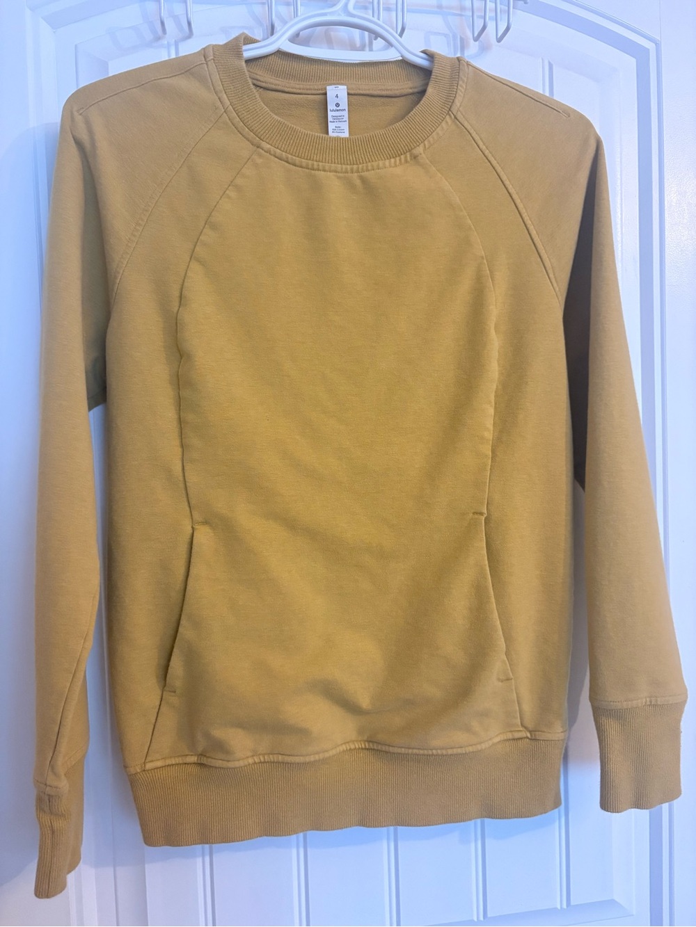 lululemon athletica Mustard Crew Sweatshirt - Size 4